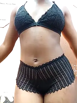 yellowjoy022 online show from March 13, 2026, 1:38 pm