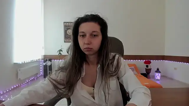 Snapshot of Ellina_Star chatting on June 2, 2026, 8:14 am Ellina Star online show from June 2, 2026, 8:14 am