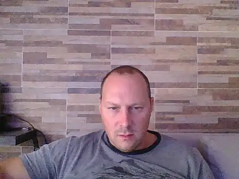 Snapshot of lustonfan chatting on March 10, 2026, 1:04 pm lustonfan online show from March 10, 2026, 1:04 pm