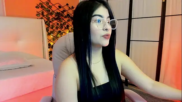Snapshot of HannaLee333 chatting on March 27, 2026, 10:43 pm HannaLee333 online show from March 27, 2026, 10:43 pm
