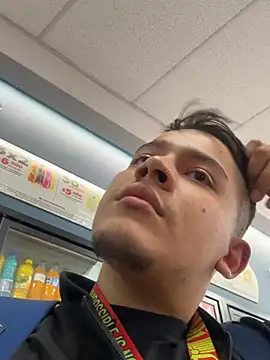 OliverTabordaa online show from March 12, 2026, 5:50 pm