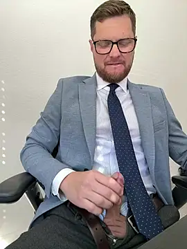 the-gen-xxx online show from April 8, 2026, 5:14 pm