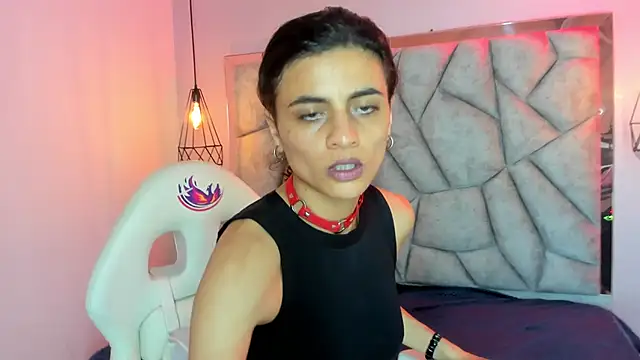 Snapshot of Mystical_meteor chatting on March 4, 2026, 7:43 pm Mystical meteor online show from March 4, 2026, 7:43 pm