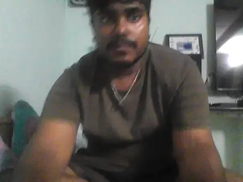 Snapshot of Foxboy65 chatting on July 4, 2026, 7:40 pm Foxboy65 online show from July 4, 2026, 7:40 pm