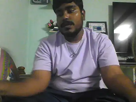 Snapshot of Foxboy65 chatting on June 18, 2026, 7:19 pm Foxboy65 online show from June 18, 2026, 7:19 pm