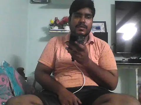 Snapshot of Foxboy65 chatting on July 9, 2026, 7:24 pm Foxboy65 online show from July 9, 2026, 7:24 pm