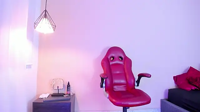 liapinket online show from April 16, 2026, 1:45 pm