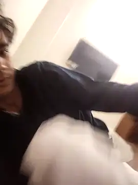 angelmoumita online show from March 17, 2026, 8:50 am