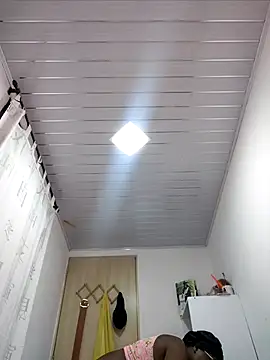 YourLiaa  online show from April 24, 2026, 7:43 am