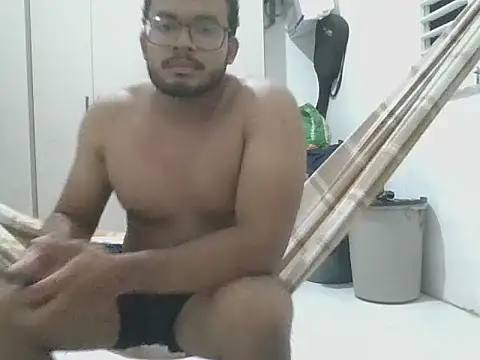 gatinho sexy online show from March 5, 2026, 4:20 am