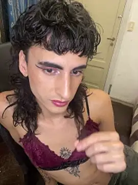           Milka online show from March 11, 2026, 3:33 am