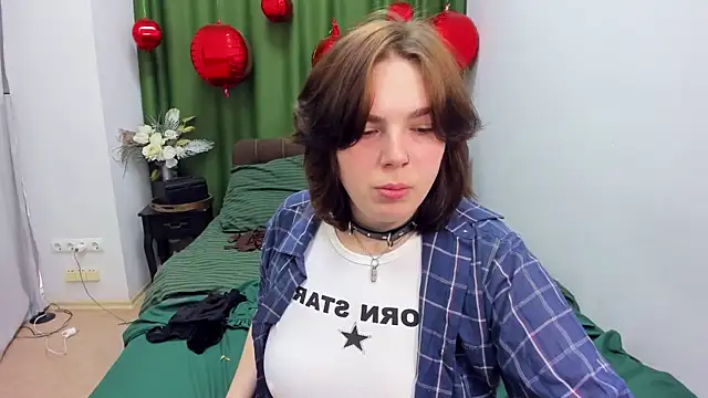 DanielaHot4u online show from March 27, 2026, 8:11 am