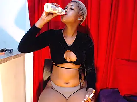 DarkDivva18 online show from April 30, 2026, 1:34 am