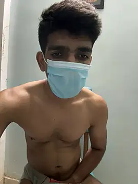 Snapshot of BombaySam78 chatting on May 1, 2026, 2:11 pm BombaySam78 online show from May 1, 2026, 2:11 pm