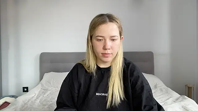 Snapshot of alyrasun chatting on May 24, 2026, 7:08 am alyrasun online show from May 24, 2026, 7:08 am