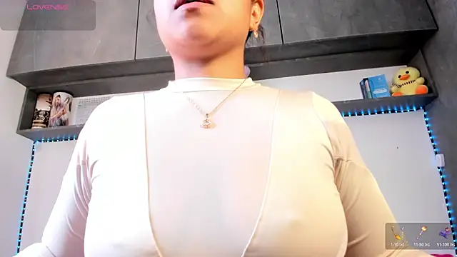 vickylatina  online show from March 26, 2026, 7:56 pm