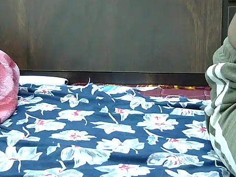JANVI 06 online show from May 8, 2026, 5:44 am