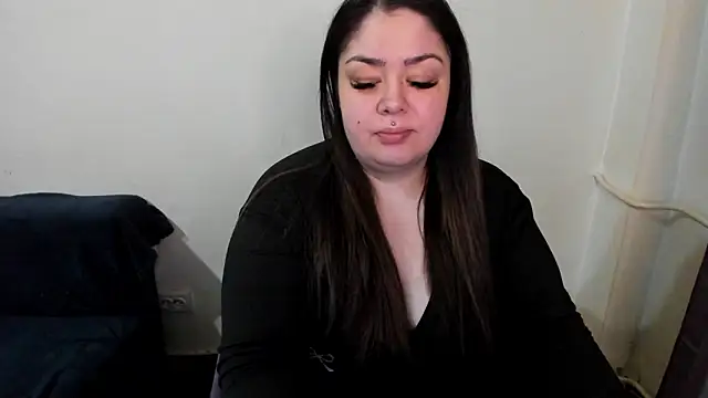 Snapshot of HellenVexary chatting on March 23, 2026, 4:07 pm HellenVexary online show from March 23, 2026, 4:07 pm