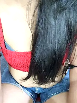 Snapshot of Manisha-Rai chatting on April 22, 2026, 9:21 pm Manisha-Rai online show from April 22, 2026, 9:21 pm