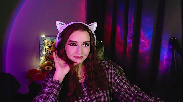 Snapshot of Celia_Sensual_ chatting on June 20, 2026, 7:41 pm Celia Sensual online show from June 20, 2026, 7:41 pm