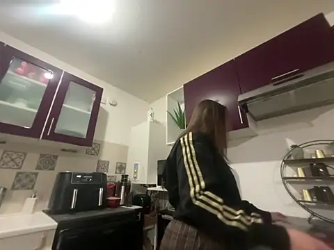 Snapshot of lilix6 chatting on March 26, 2026, 8:29 pm lilix6 online show from March 26, 2026, 8:29 pm