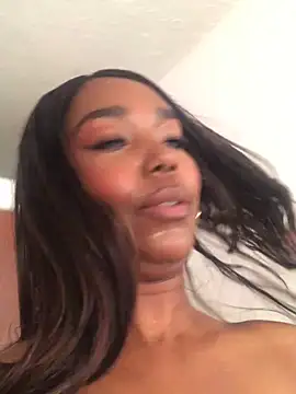 almaseductora online show from March 27, 2026, 7:37 pm