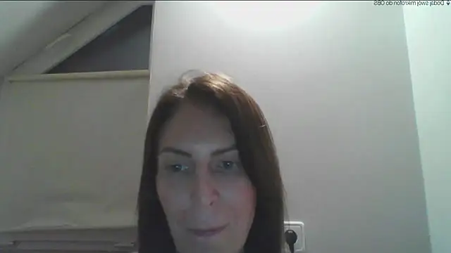 AnnaTight online show from May 5, 2026, 9:40 pm