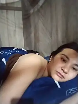 mylove-cute online show from May 14, 2026, 7:44 pm
