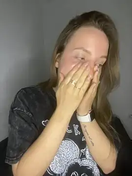 NeEdnaBradley online show from March 31, 2026, 6:32 pm