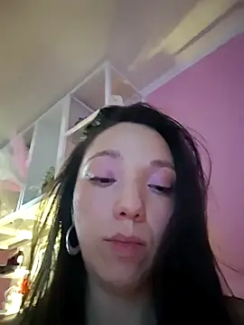 Lucyjf online show from March 6, 2026, 8:31 am