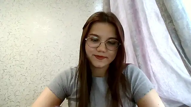 Snapshot of Aurora_Breeze chatting on May 26, 2026, 12:25 pm Aurora Breeze online show from May 26, 2026, 12:25 pm