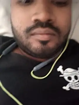 Snapshot of DjWaleBabu01 chatting on April 25, 2026, 11:46 am DjWaleBabu01 online show from April 25, 2026, 11:46 am