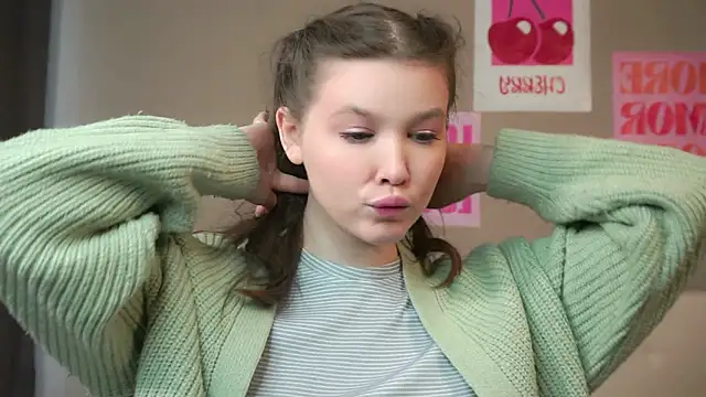 Snapshot of NicoleBryd chatting on March 19, 2026, 8:36 am NicoleBryd online show from March 19, 2026, 8:36 am