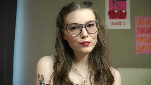 Snapshot of NicoleBryd chatting on March 20, 2026, 8:04 am NicoleBryd online show from March 20, 2026, 8:04 am