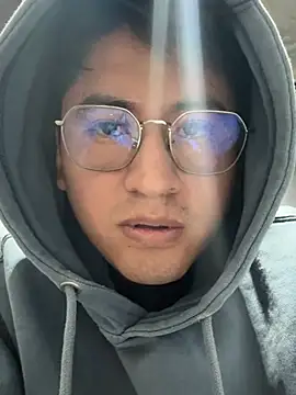 GoldenM95 online show from March 17, 2026, 11:52 pm