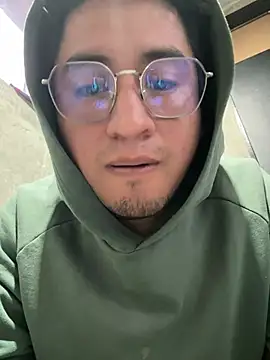 GoldenM95 online show from March 30, 2026, 11:06 pm