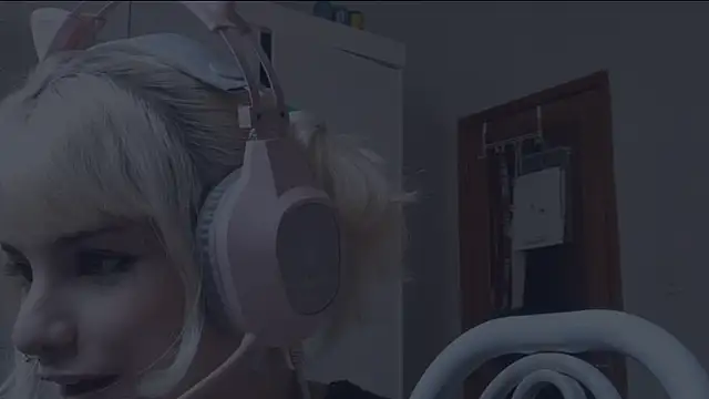 JustinCerqueira online show from March 11, 2026, 4:12 pm