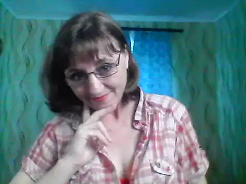 Snapshot of Alisaprice077 chatting on April 28, 2026, 2:32 pm Alisaprice077 online show from April 28, 2026, 2:32 pm