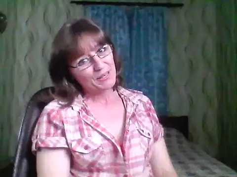 Snapshot of Alisaprice077 chatting on April 6, 2026, 9:05 pm Alisaprice077 online show from April 6, 2026, 9:05 pm
