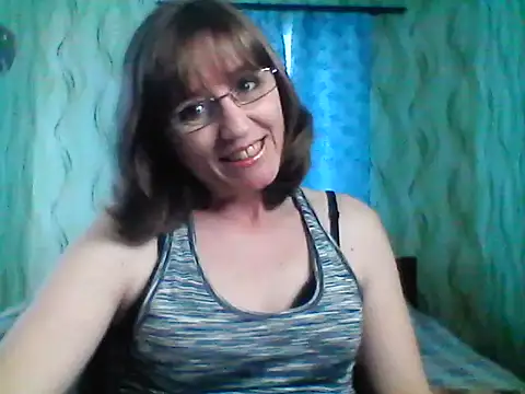Snapshot of Alisaprice077 chatting on April 6, 2026, 8:59 am Alisaprice077 online show from April 6, 2026, 8:59 am