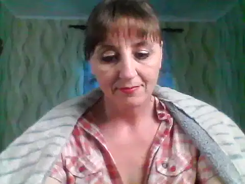 Snapshot of Alisaprice077 chatting on April 25, 2026, 2:36 pm Alisaprice077 online show from April 25, 2026, 2:36 pm