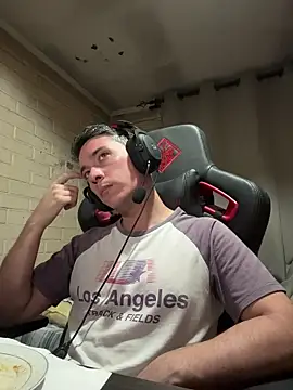 Cr1sXPorn online show from March 16, 2026, 1:57 am