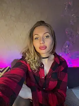 AngelEnigma online show from April 22, 2026, 4:14 pm