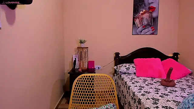 sara florez12 online show from March 25, 2026, 11:31 am