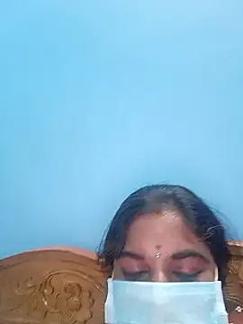 Snapshot of jothika45 chatting on May 1, 2026, 9:42 pm jothika45 online show from May 1, 2026, 9:42 pm
