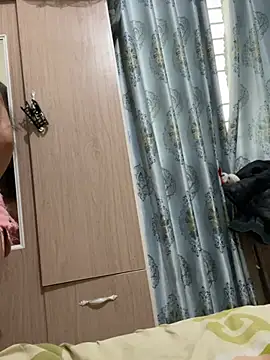 Lyn baby online show from April 2, 2026, 4:52 am