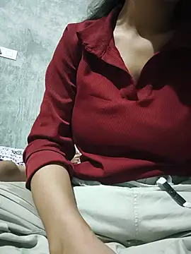 nidhii nude online show from June 25, 2026, 12:52 am