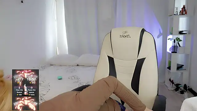 Myfeet inyourmouth online show from April 7, 2026, 12:51 pm