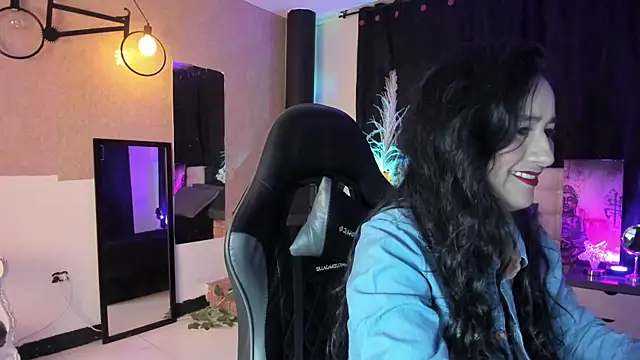 Snapshot of Vicky_Angeel chatting on May 21, 2026, 2:53 am Vicky Angeel online show from May 21, 2026, 2:53 am