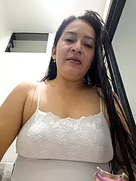 Snapshot of Dr_Edna_naughty chatting on June 5, 2026, 12:55 pm Dr Edna naughty online show from June 5, 2026, 12:55 pm